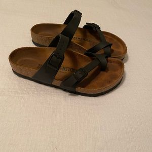 BIRKENSTOCK leather sandals